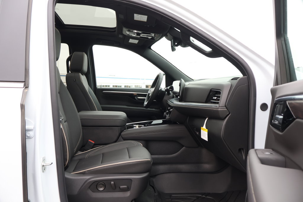 New 2026 Chevrolet Tahoe Premier w/ Sun And Tow Package AWD/4WD image 45