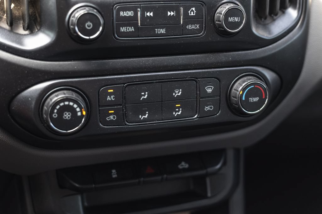 Used 2017 Chevrolet Colorado W/T AWD/4WD image 8