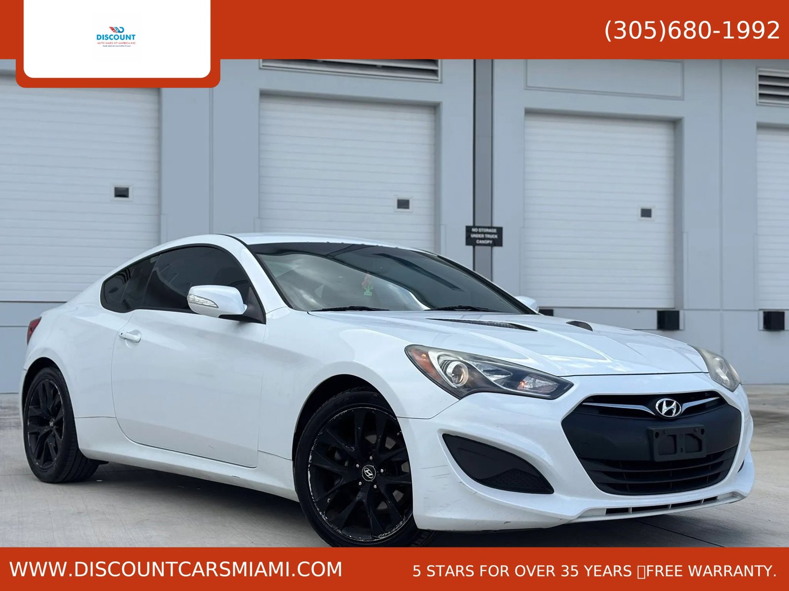 Used 2015 Hyundai Genesis 3.8 RWD image 1