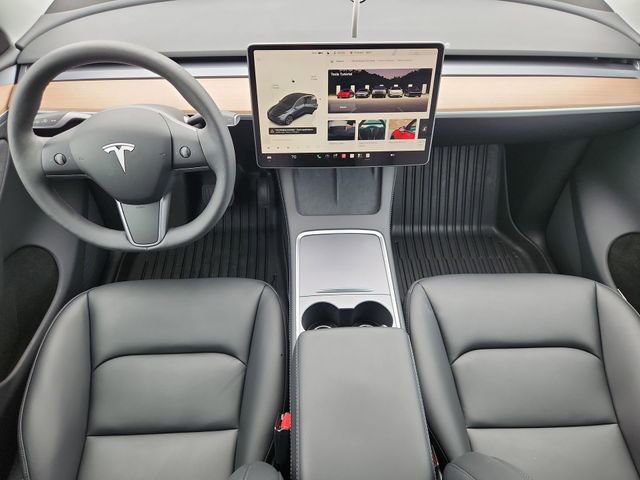 Used 2025 Tesla Model Y Long Range AWD/4WD image 20