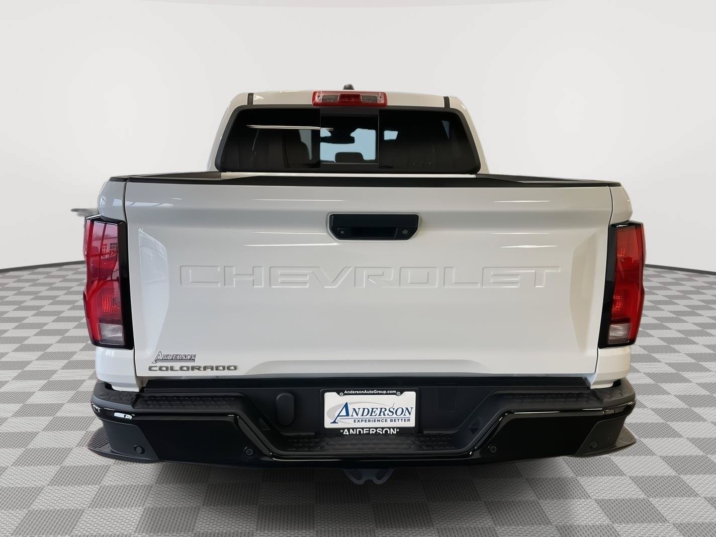 Used 2024 Chevrolet Colorado Z71 w/ Z71 Convenience Package 2 AWD/4WD image 7