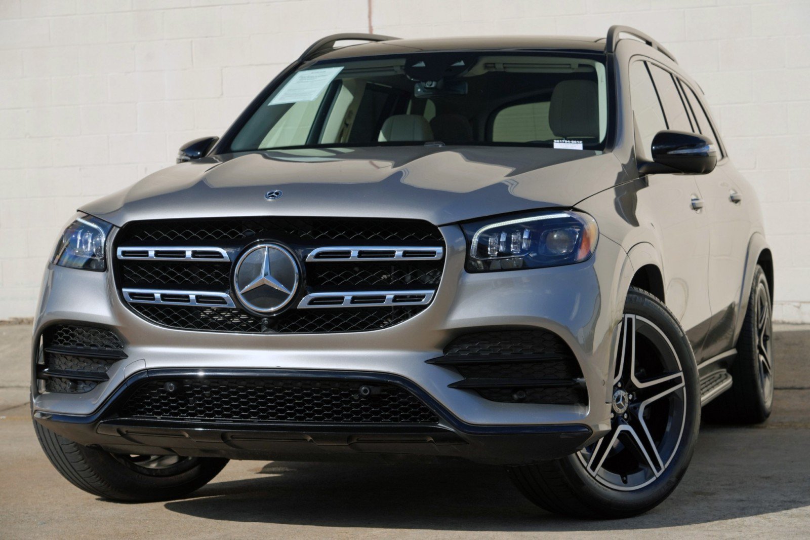 Used 2023 Mercedes-Benz GLS 450 4MATIC image 3
