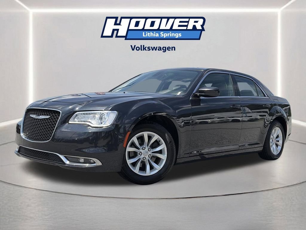 Used 2016 Chrysler 300 Limited w/ Driver Convenience Group RWD image 1