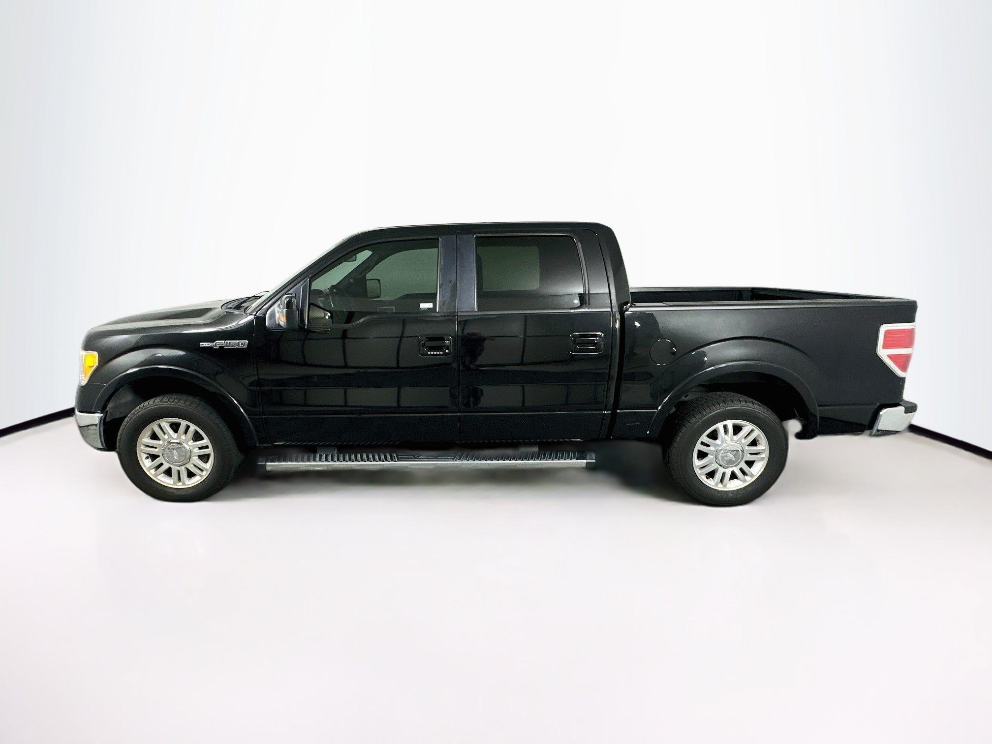 Used 2012 Ford F150 Lariat w/ Lariat Plus Pkg RWD image 4
