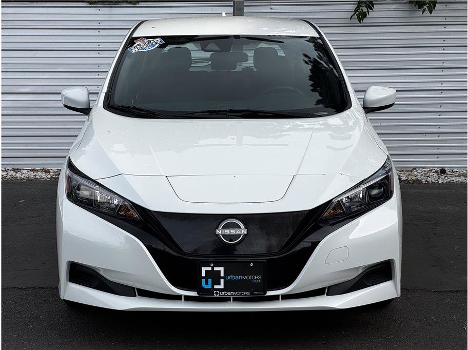 Used 2025 Nissan Leaf S FWD image 7