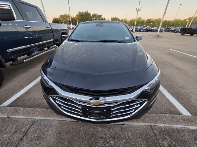 Used 2023 Chevrolet Malibu LT FWD image 2