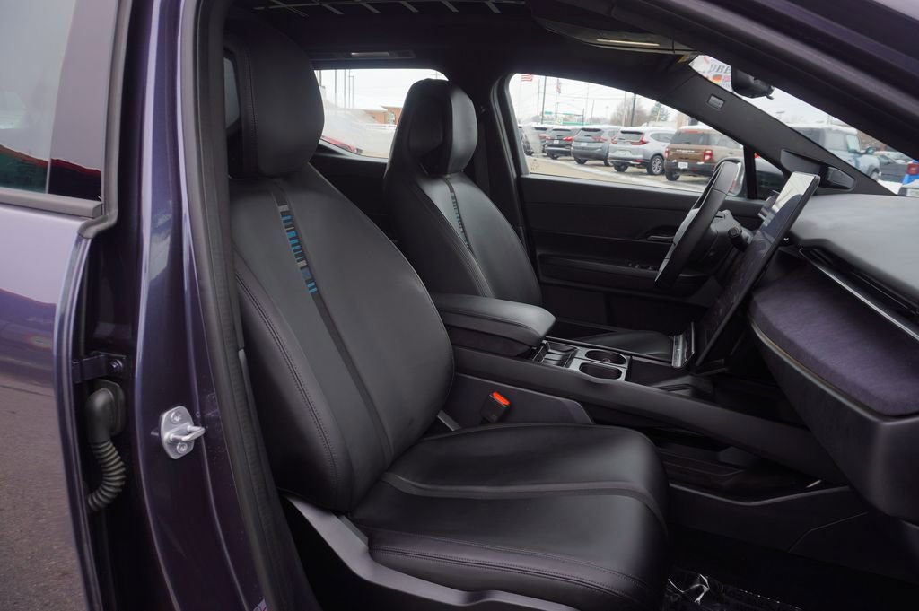 Used 2023 Fisker Ocean Extreme image 25