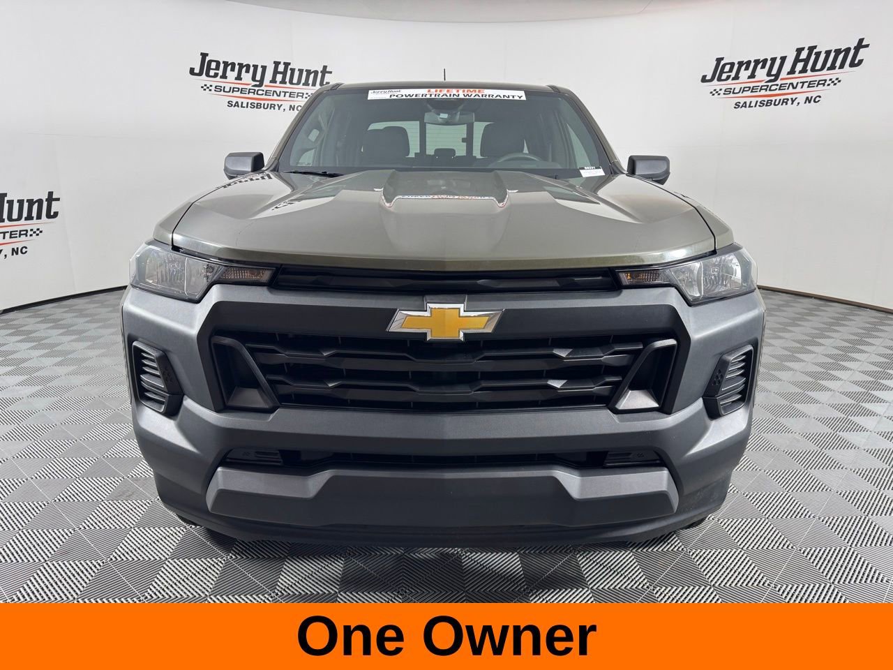 Used 2024 Chevrolet Colorado W/T w/ WT Convenience Package image 5