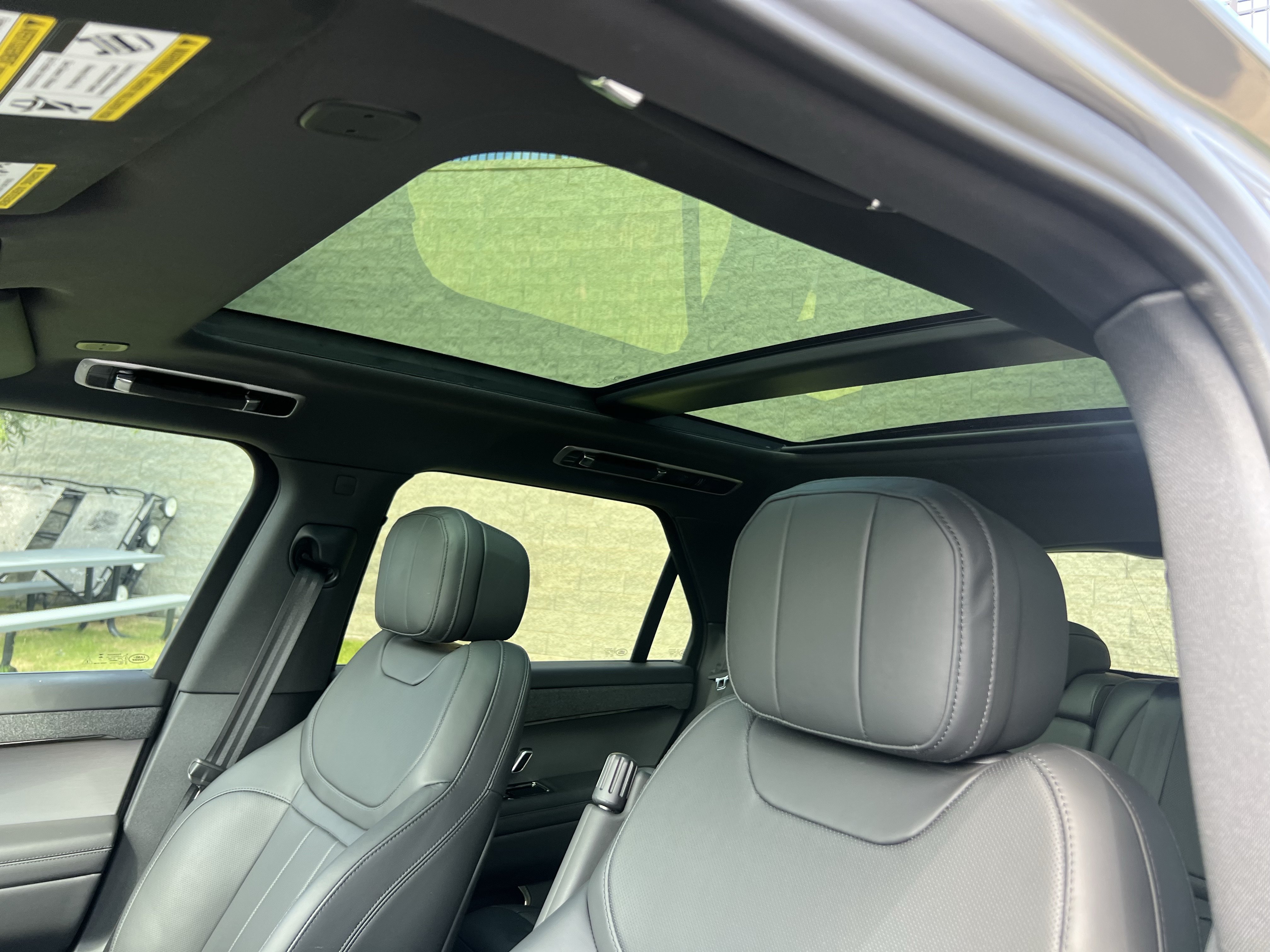 Certified 2025 Land Rover Range Rover Sport Dynamic SE AWD/4WD image 18