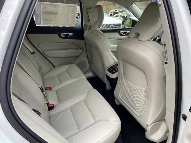 New 2026 Volvo XC60 B5 Ultra w/ Climate Package image 16