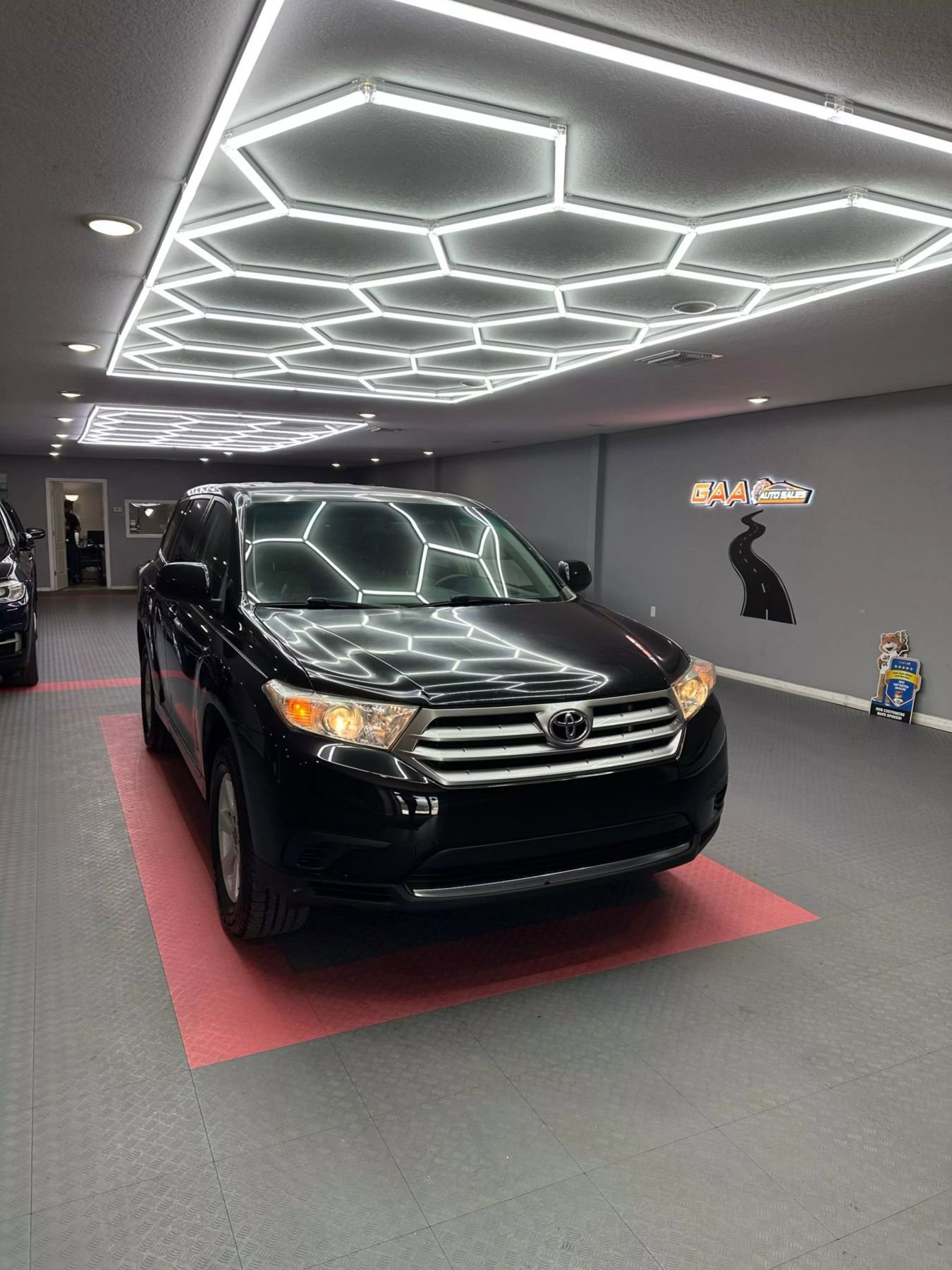 Used 2013 Toyota Highlander SE