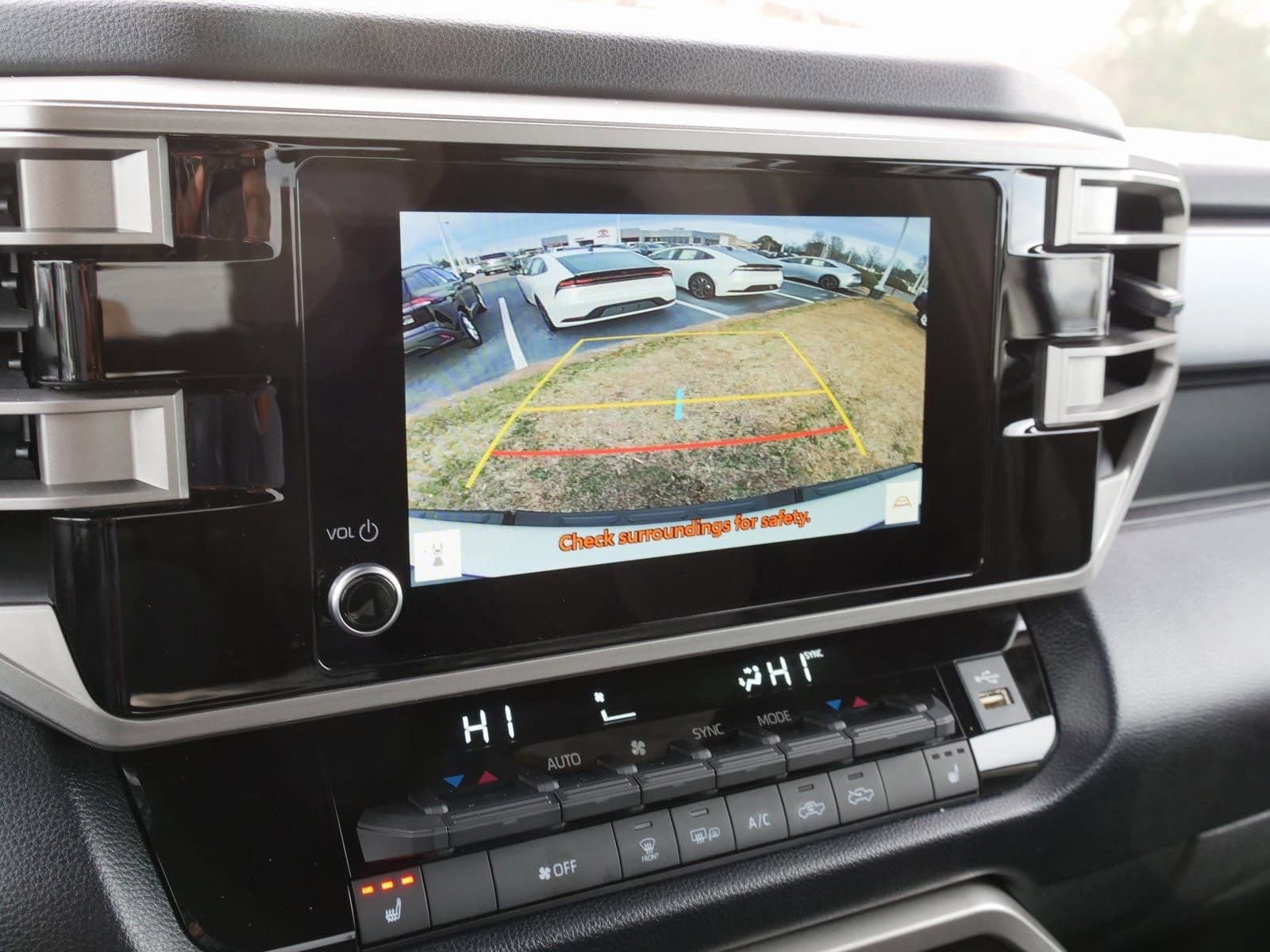 Used 2025 Toyota Tundra SR5 w/ SR5 Premium Package image 27