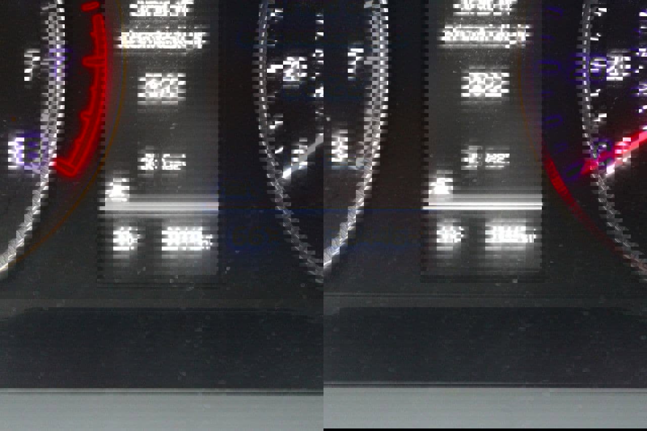 Used 2023 Kia K5 GT-Line image 9