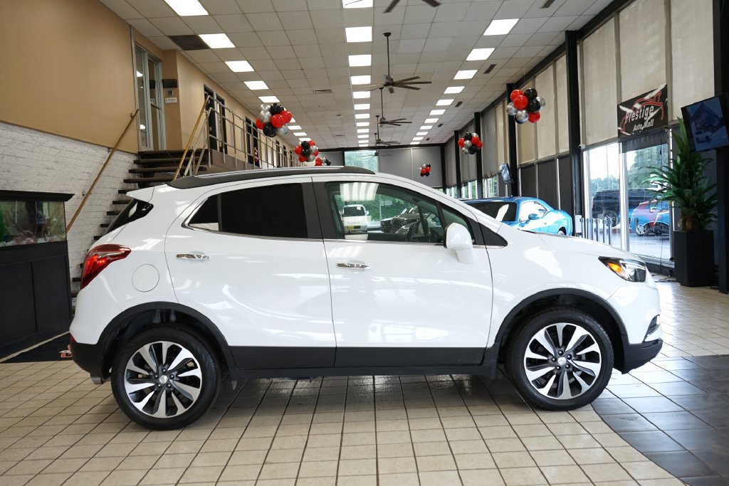 Used 2022 Buick Encore Preferred w/ Safety Package AWD/4WD image 17