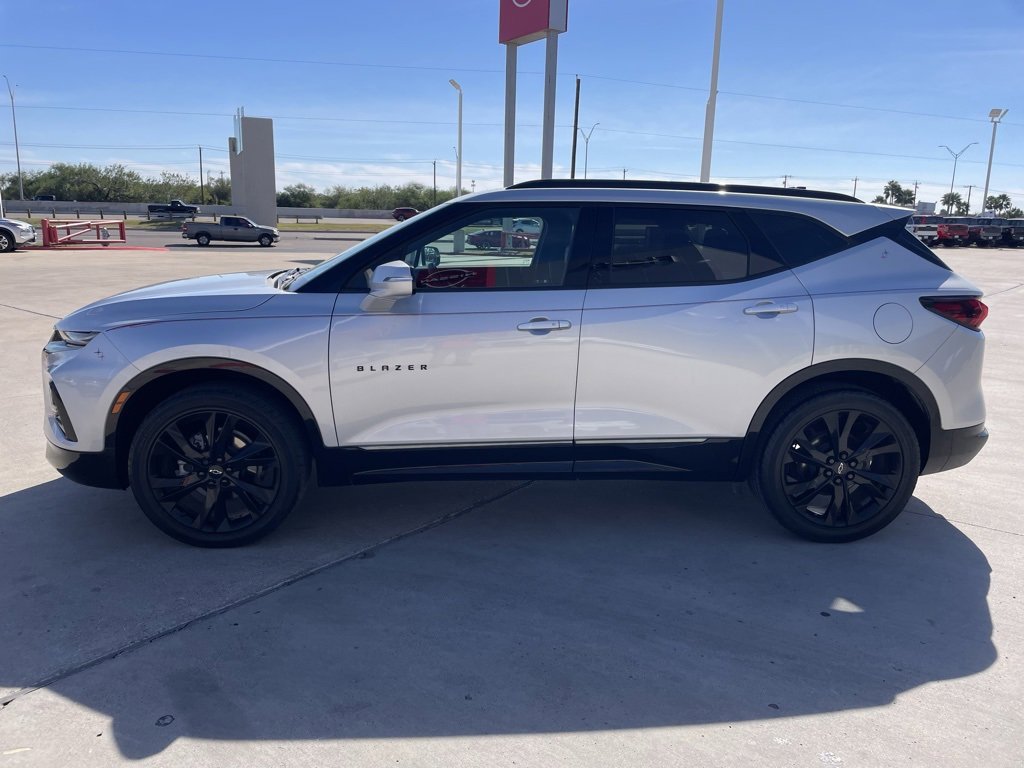Used 2022 Chevrolet Blazer RS w/ Enhanced Convenience Package image 2
