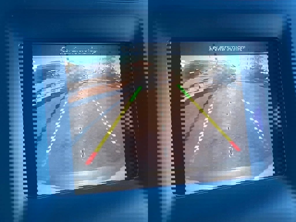 Used 2021 Jeep Cherokee Latitude image 21