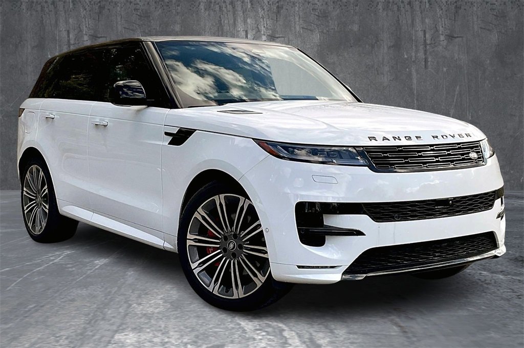 Used 2025 Land Rover Range Rover Sport Dynamic SE image 3