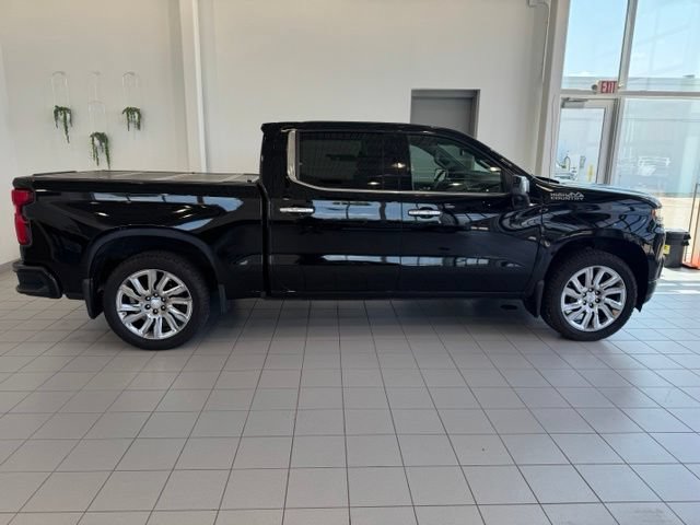 Used 2019 Chevrolet Silverado 1500 High Country w/ High Country Premium Package AWD/4WD image 39