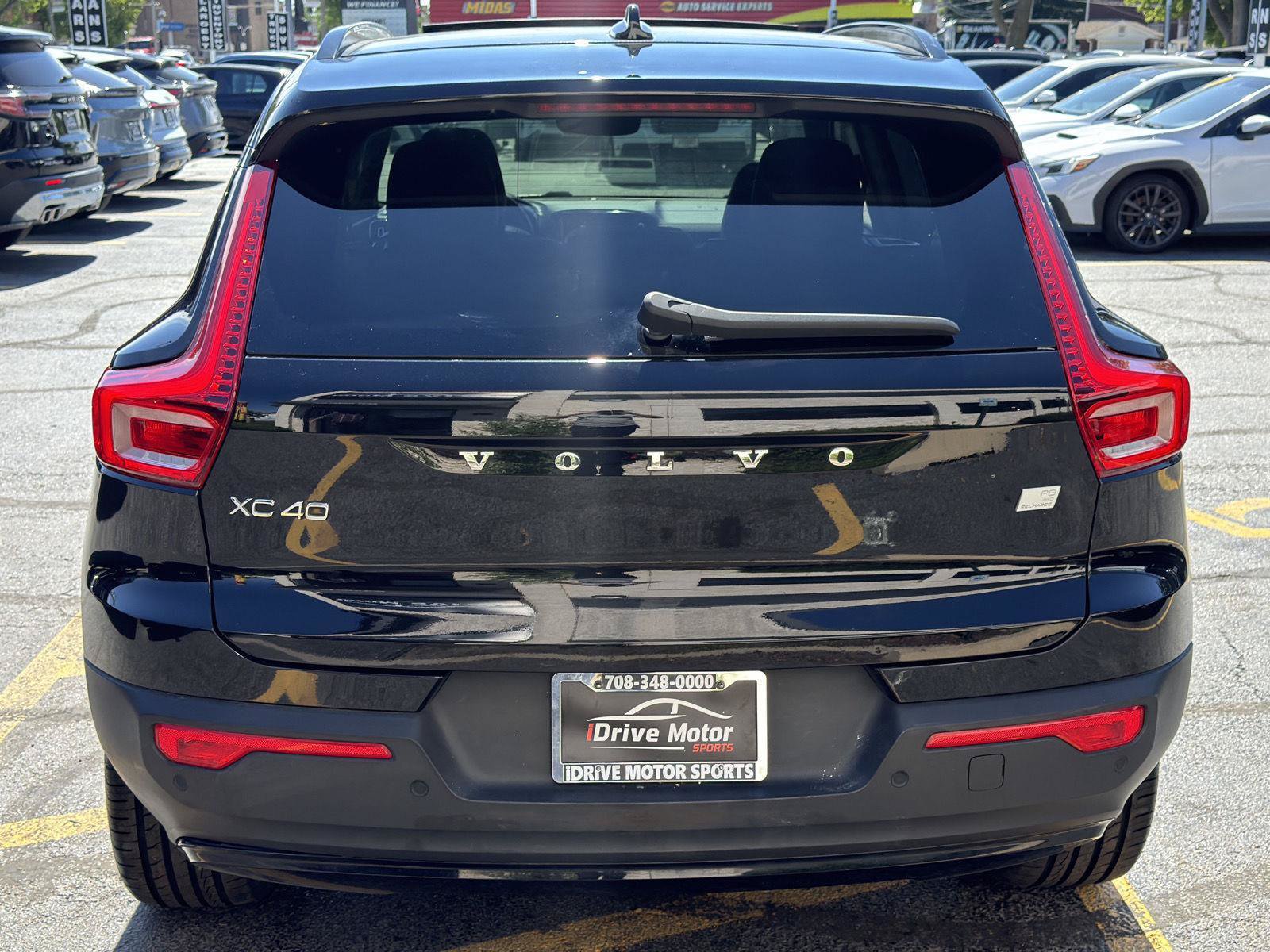 Used 2021 Volvo XC40 P8 Recharge w/ Advanced Package AWD/4WD image 10