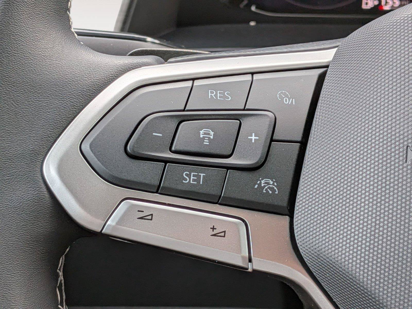 New 2026 Volkswagen Atlas Cross Sport SE AWD/4WD image 23