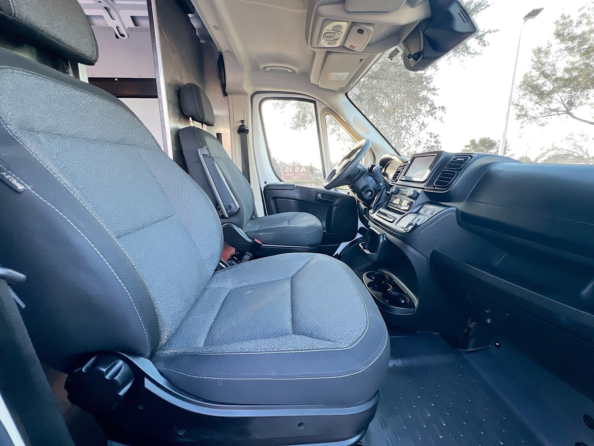 Used 2022 RAM ProMaster 2500 w/ Convenience Group image 30