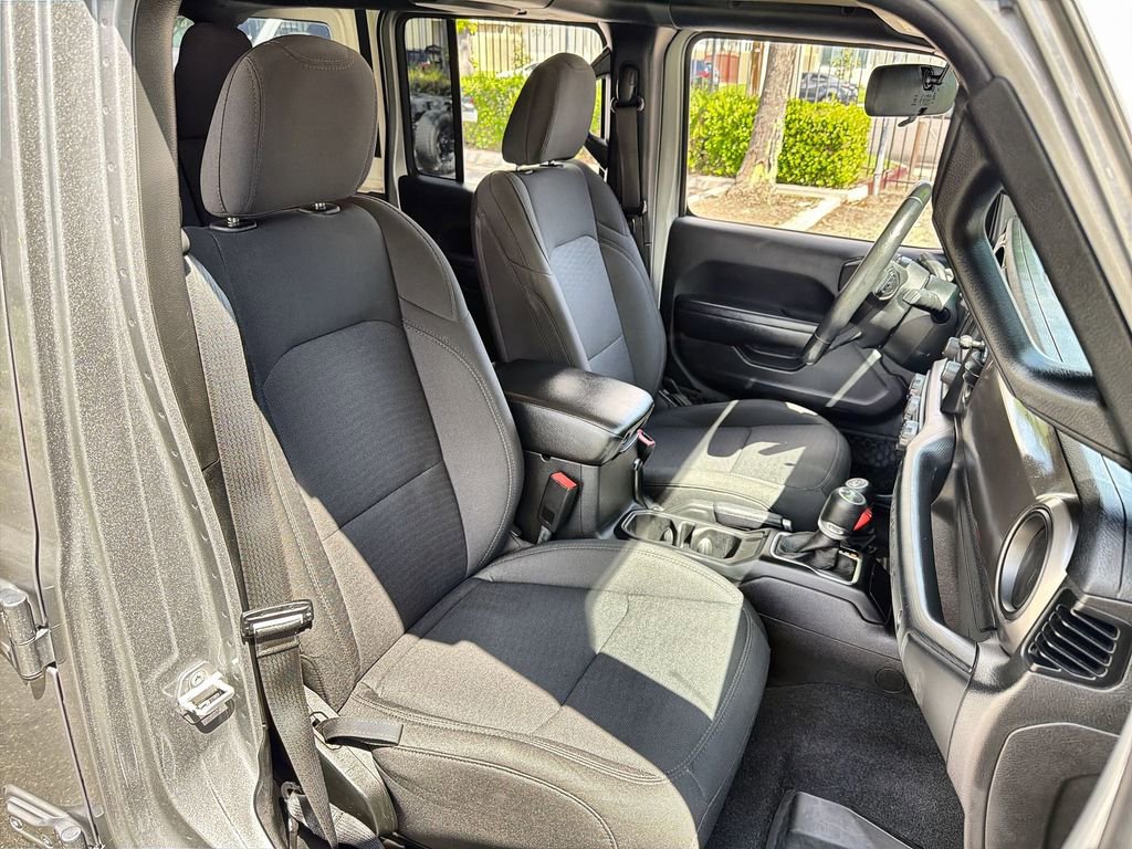 Used 2020 Jeep Wrangler Unlimited Sport S image 25