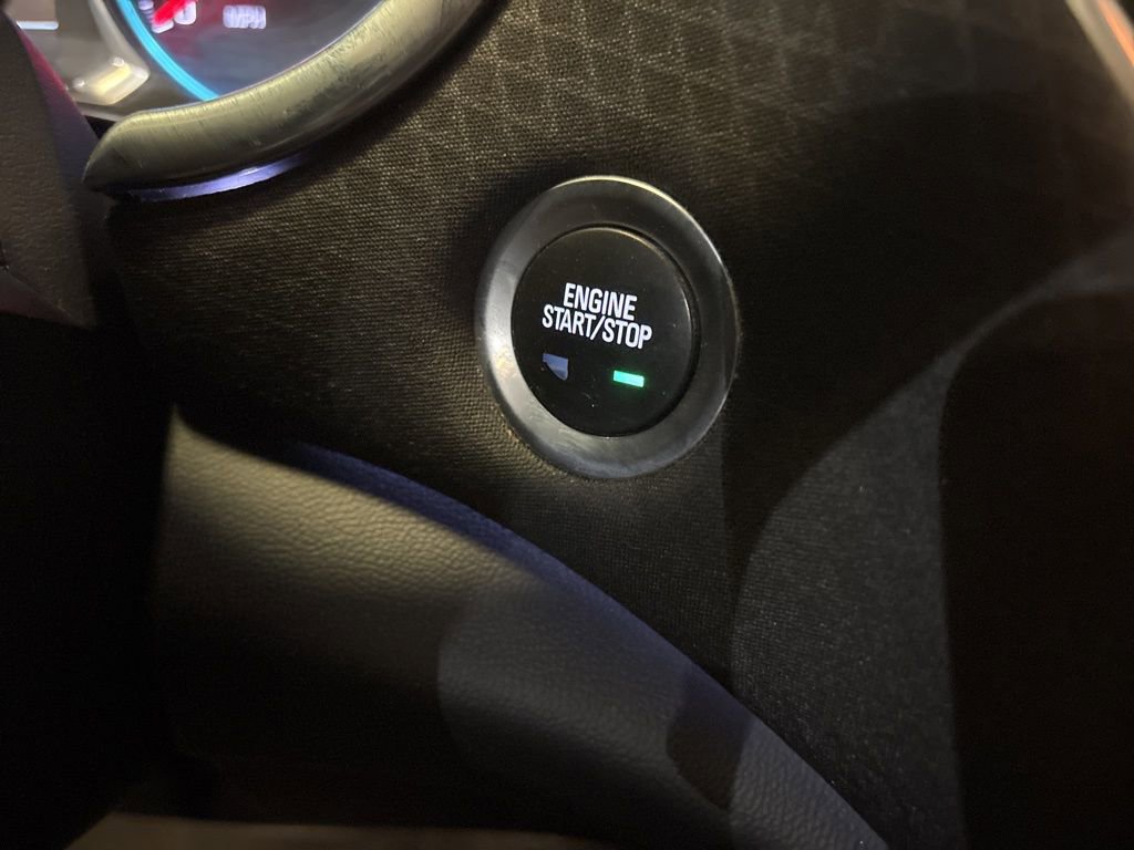 Used 2017 Chevrolet Malibu LT image 26