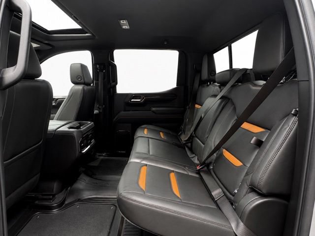 Used 2025 GMC Sierra 1500 AT4 w/ AT4 Preferred Package AWD/4WD image 17