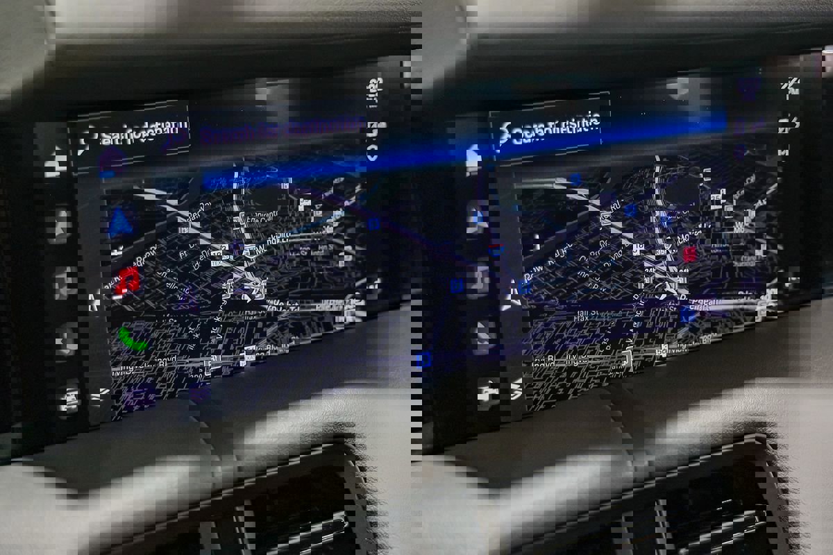 Used 2022 Porsche Taycan 4S image 19