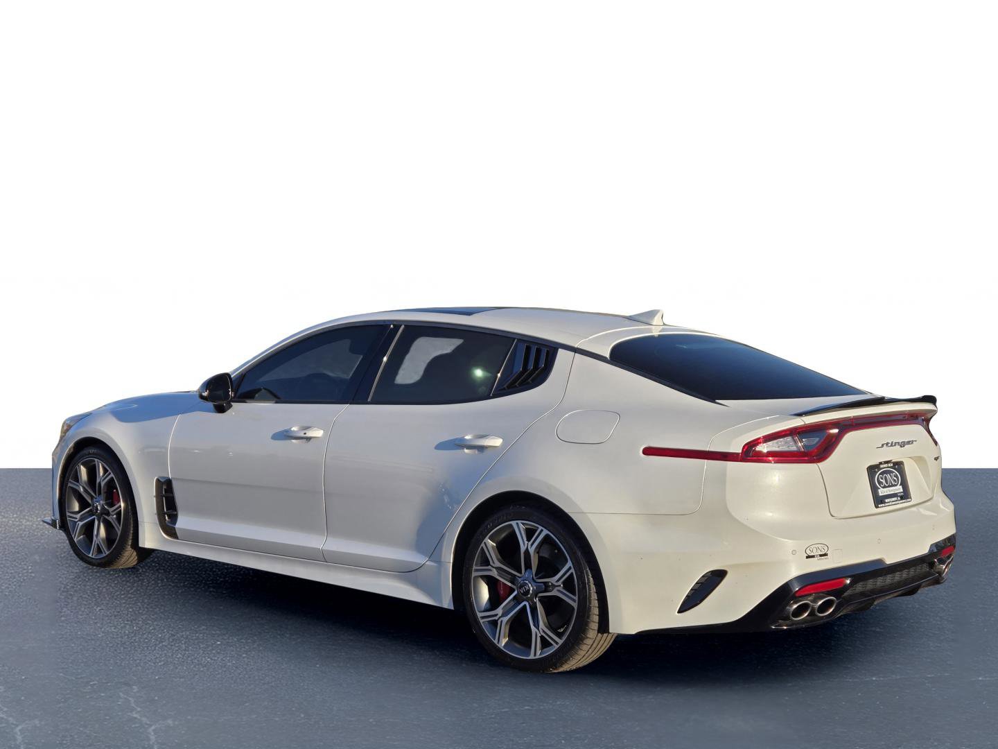 Used 2021 Kia Stinger GT2 image 10