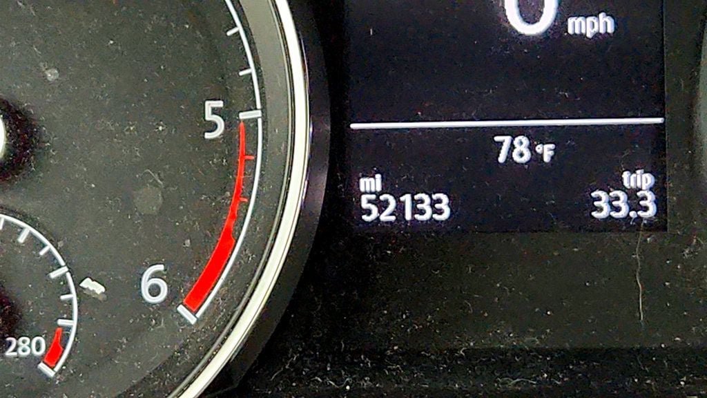 Used 2015 Volkswagen Golf TDI S FWD image 15