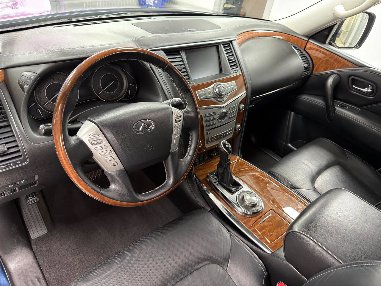 Used 2019 INFINITI QX80 Luxe w/ 22" Wheel Package image 28