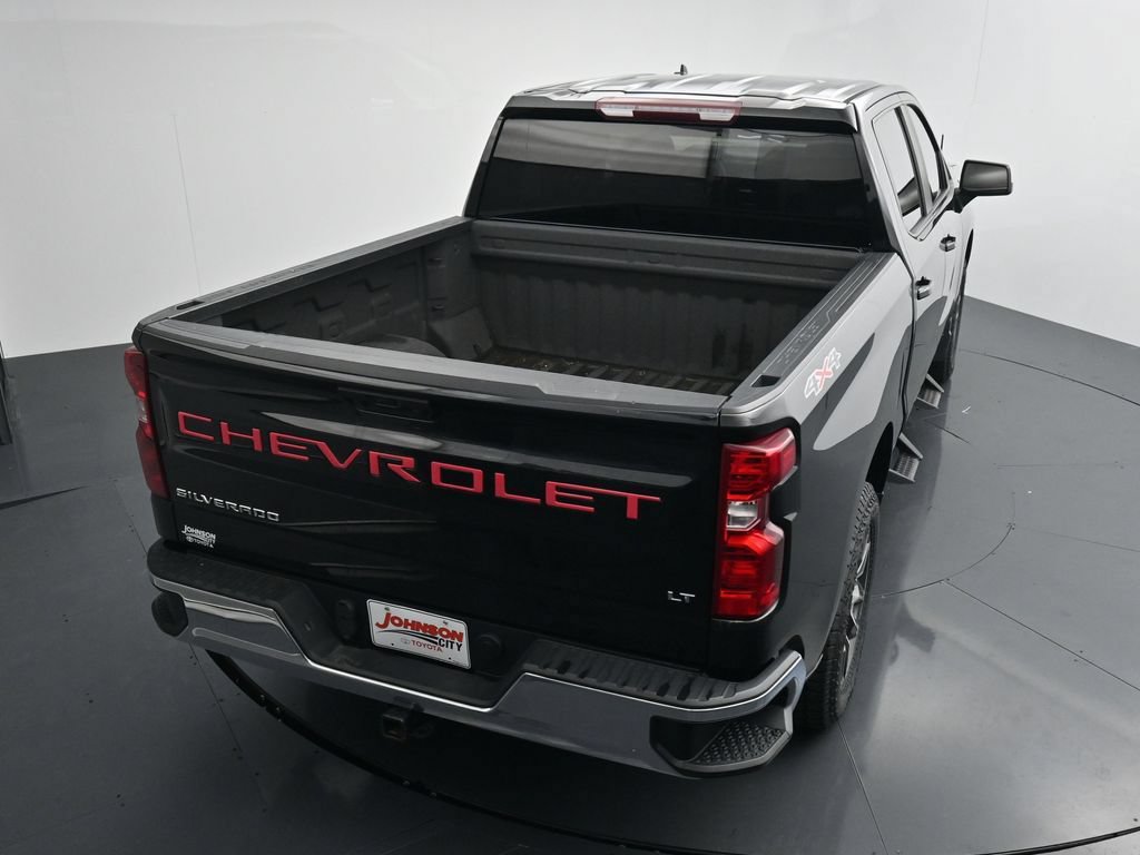 Used 2022 Chevrolet Silverado 1500 LT AWD/4WD image 28