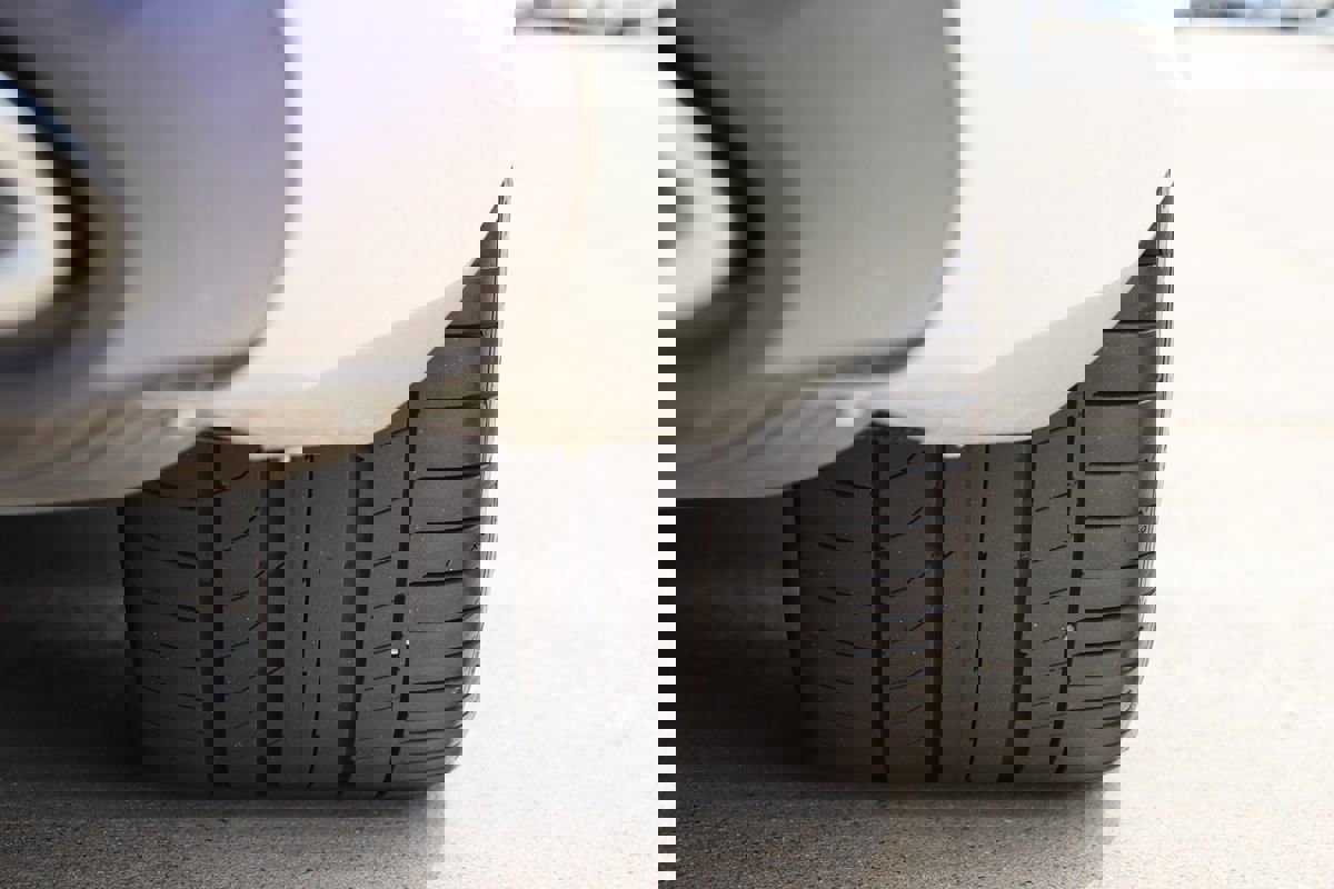 Used 2017 Mercedes-Benz SL 550 w/ Driver Assistance Package image 48