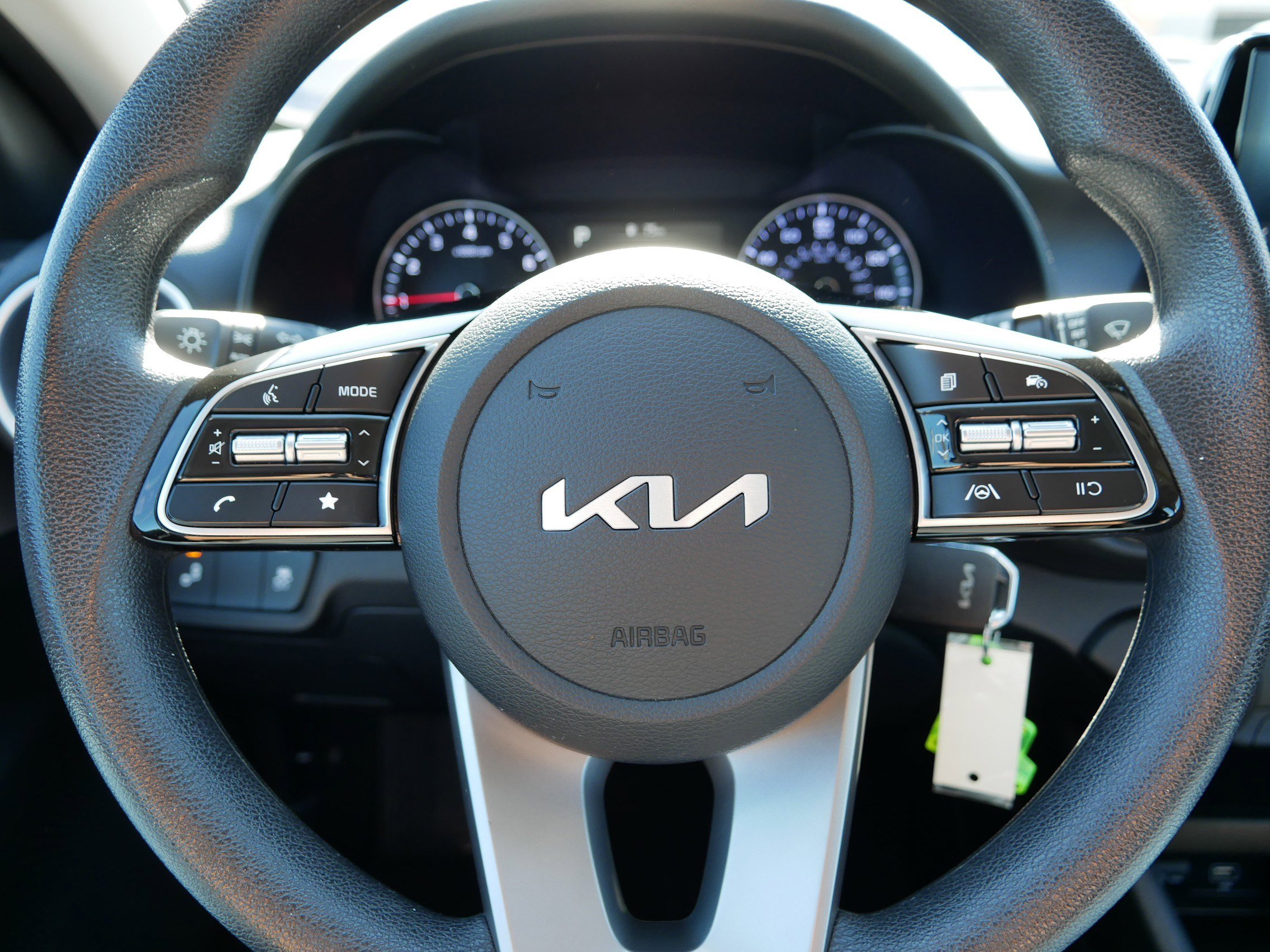 Certified 2024 Kia Forte LXS w/ LXS Technology Package image 25