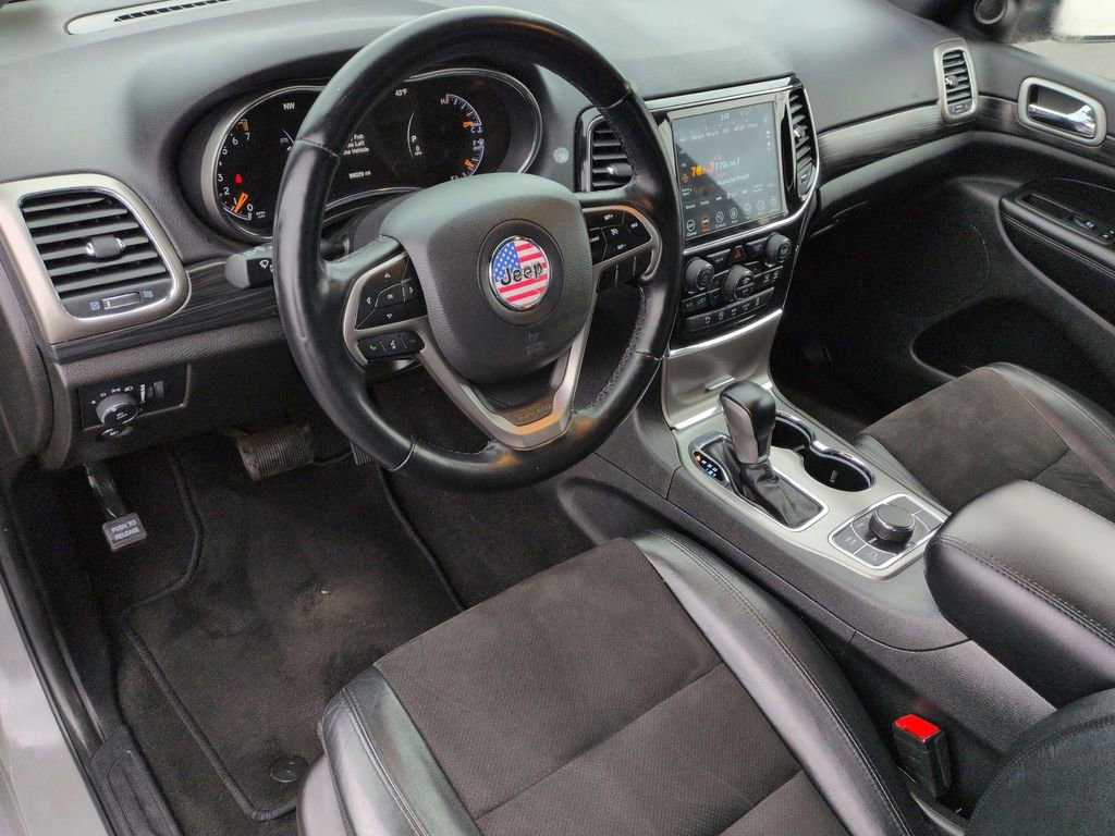 Used 2022 Jeep Grand Cherokee Laredo X AWD/4WD image 13