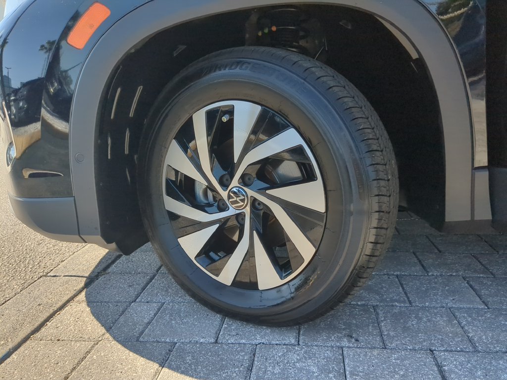Certified 2026 Volkswagen Tiguan S FWD image 30