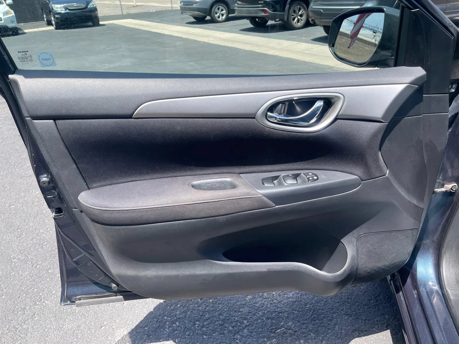Used 2014 Nissan Sentra SV FWD image 18
