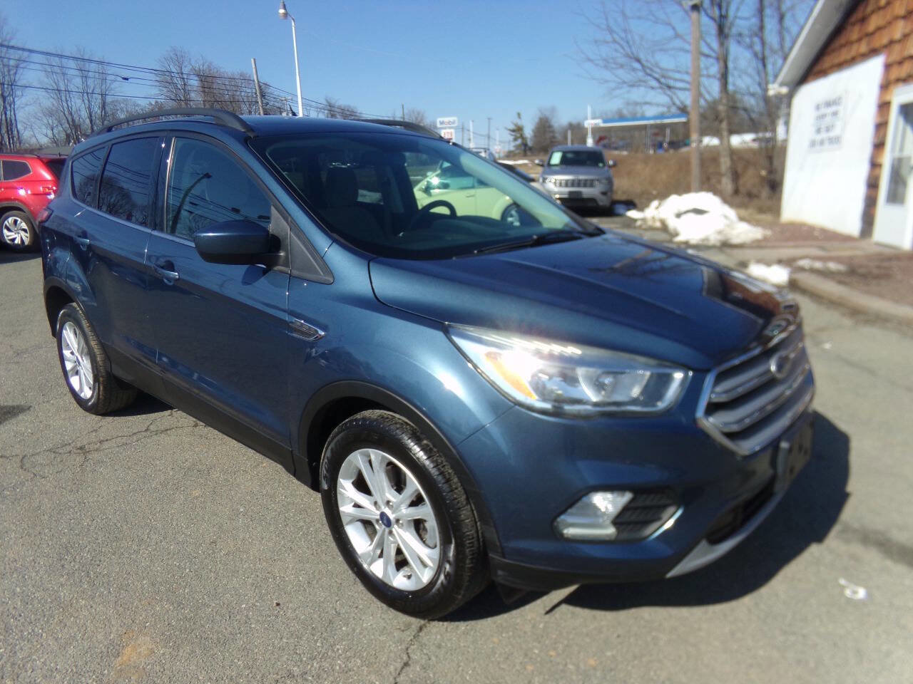 Used 2018 Ford Escape SE image 5