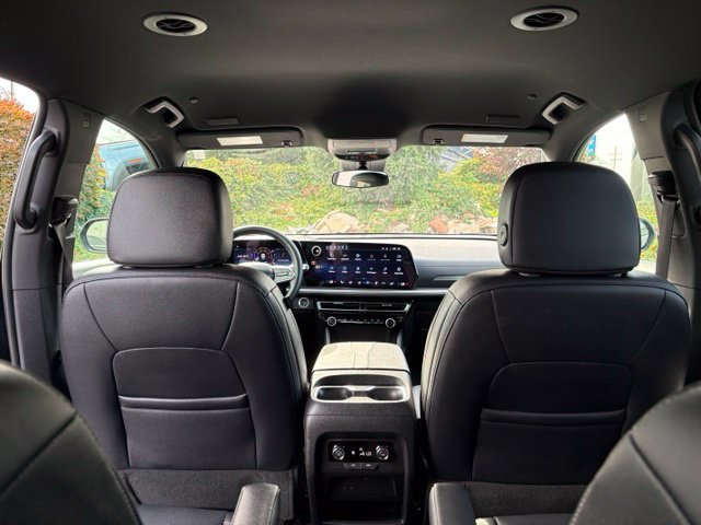Used 2026 Chevrolet Traverse LT AWD/4WD image 5