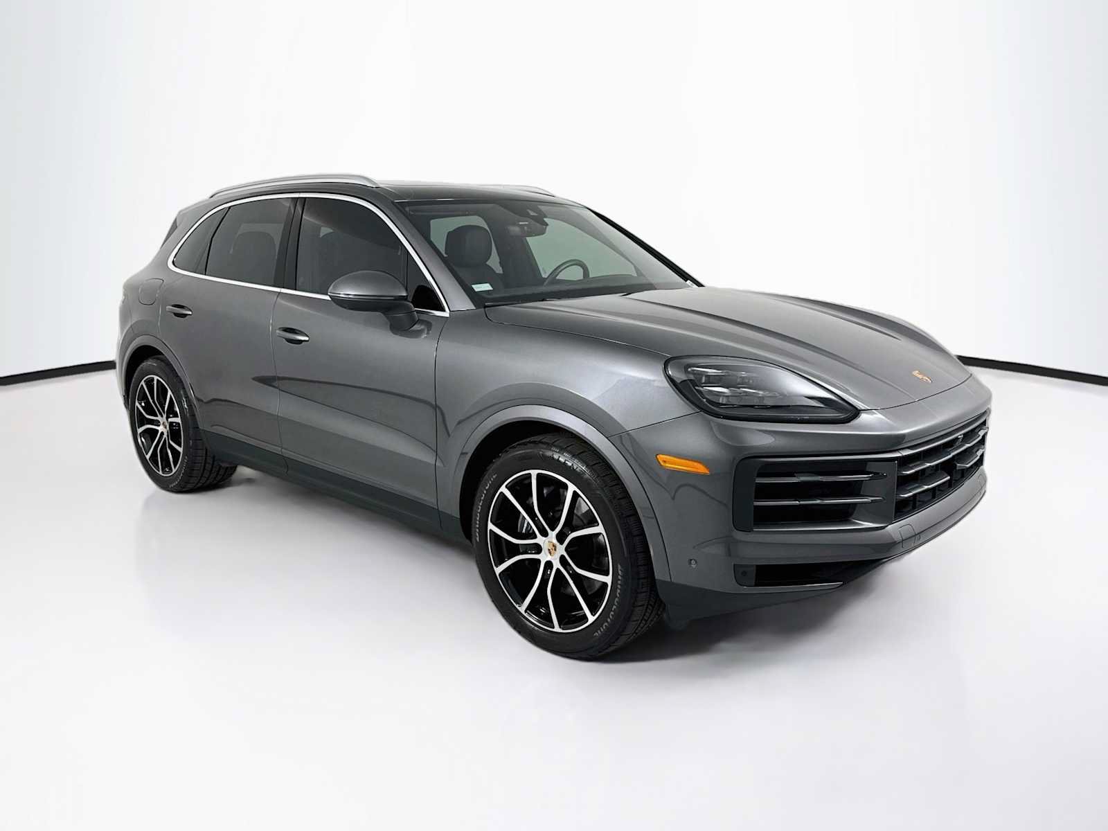 Used 2026 Porsche Cayenne AWD/4WD image 7