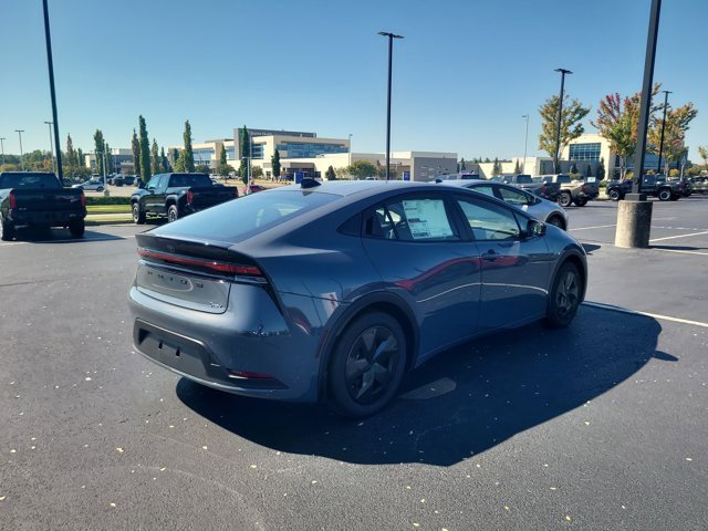 New 2026 Toyota Prius LE image 5