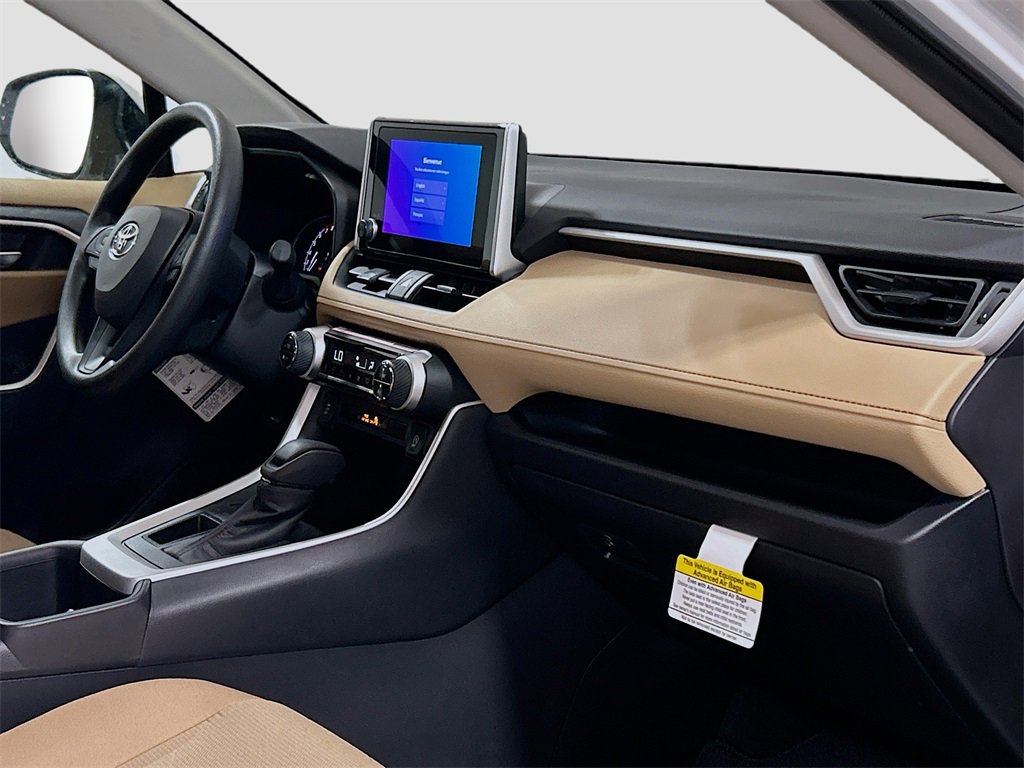New 2025 Toyota RAV4 XLE image 28