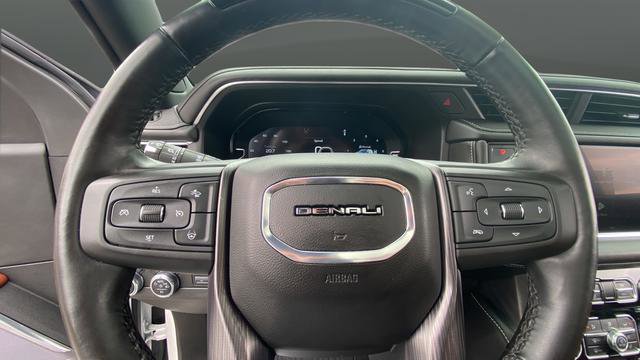 Used 2023 GMC Yukon XL Denali Ultimate w/ LPO, Floor Liner Package AWD/4WD image 15