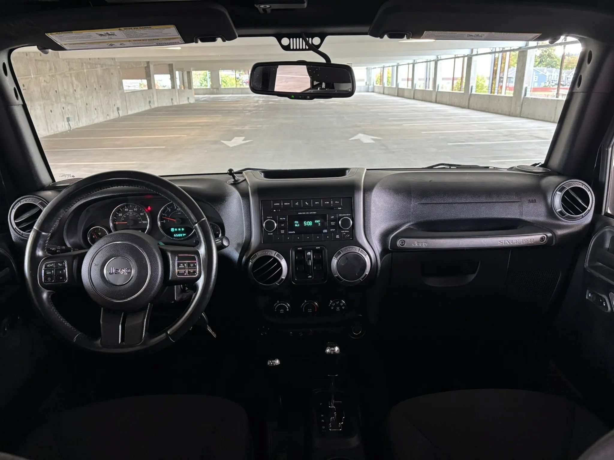 Used 2015 Jeep Wrangler Unlimited Sport AWD/4WD image 25