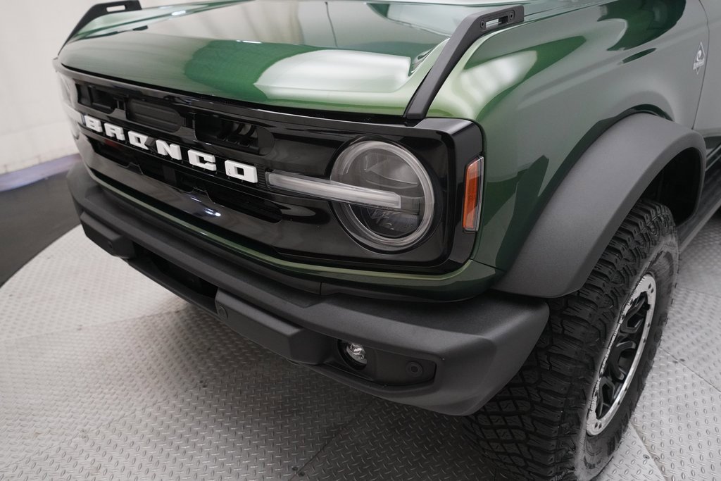 Used 2023 Ford Bronco Outer Banks w/ Sasquatch Package image 22