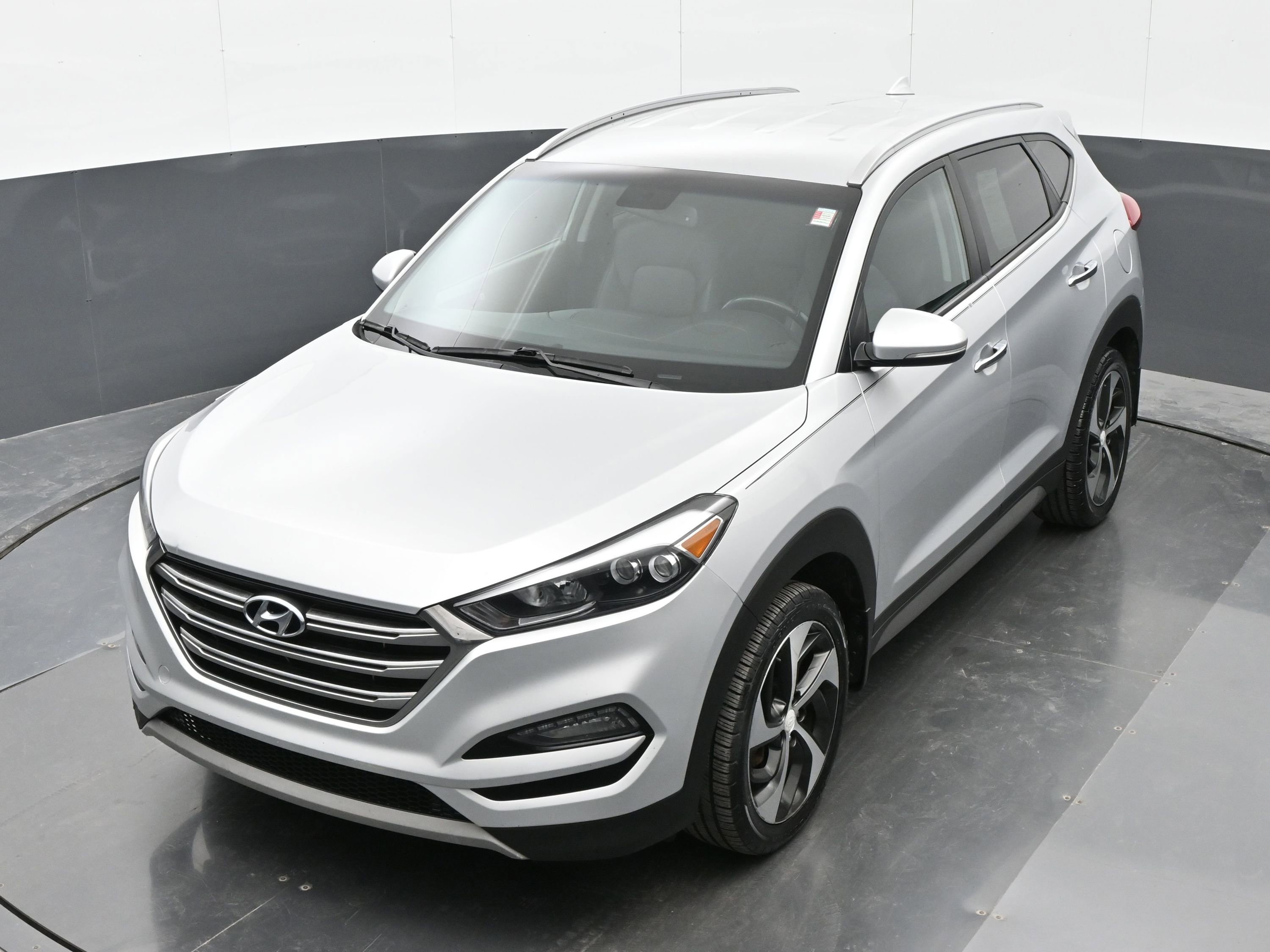 Used 2017 Hyundai Tucson Limited AWD/4WD image 35