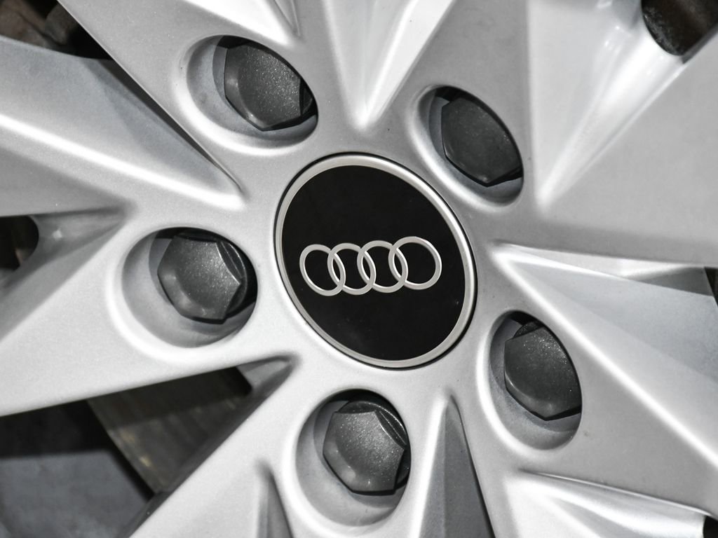 Used 2023 Audi Q5 2.0T Premium w/ Convenience Package AWD/4WD image 80