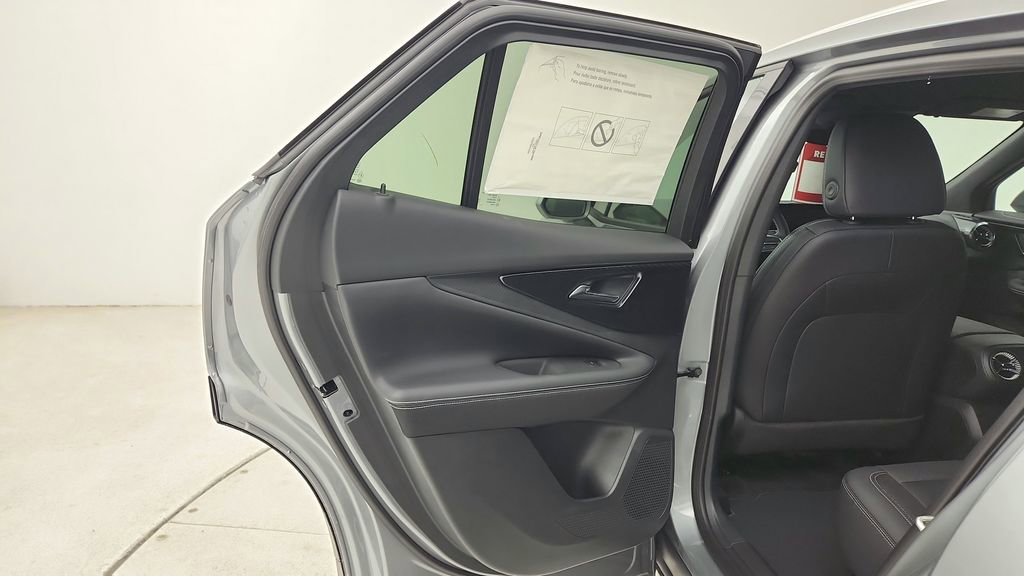 New 2025 Chevrolet Blazer EV LT image 29