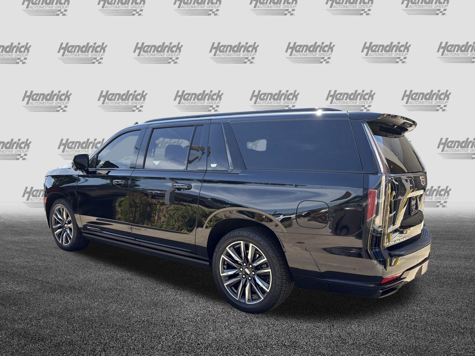 Used 2024 Cadillac Escalade ESV Sport w/ Touring Package AWD/4WD image 8